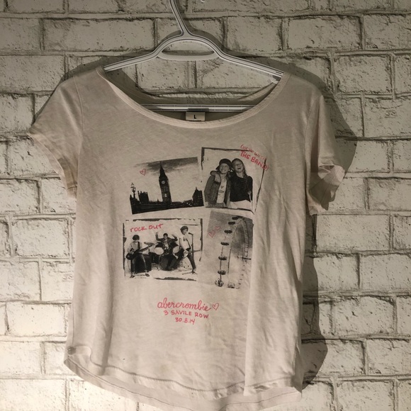 White Graphic Tee - Picture 1 of 1